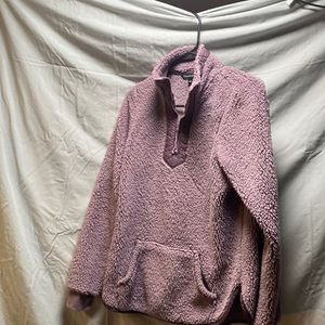 pull over Super cute andvery warm it says it’s a small but it’s a big small